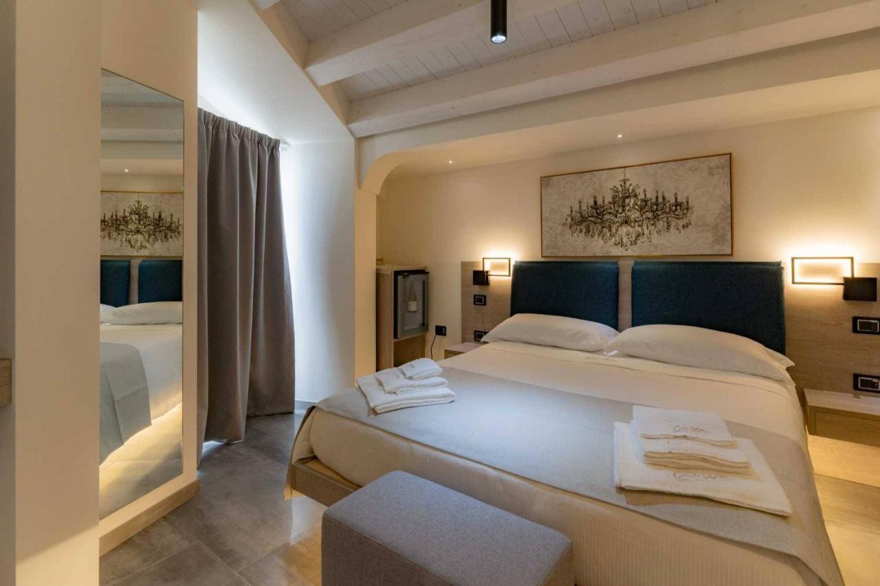Carizza Rooms Pozzallo Eksteriør billede