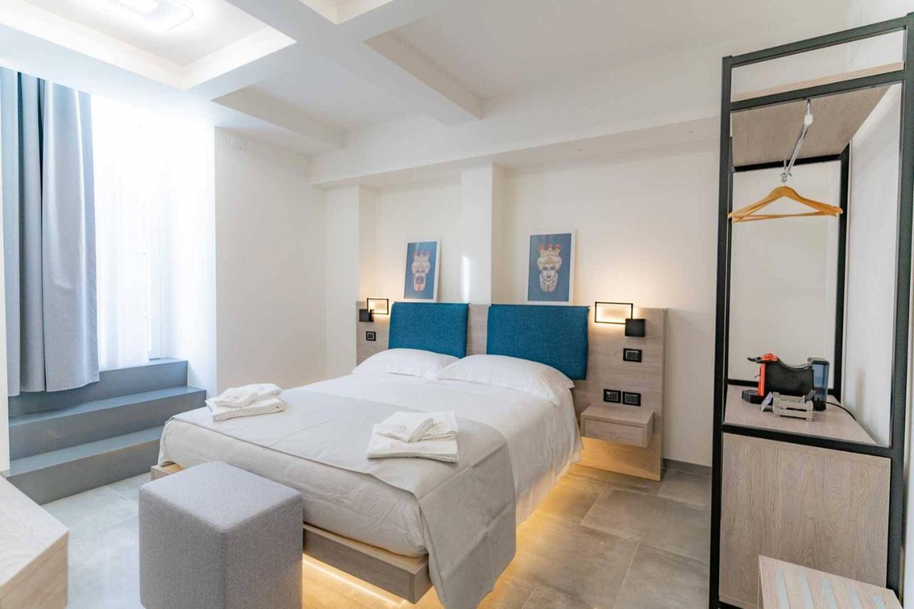 Carizza Rooms Pozzallo Eksteriør billede