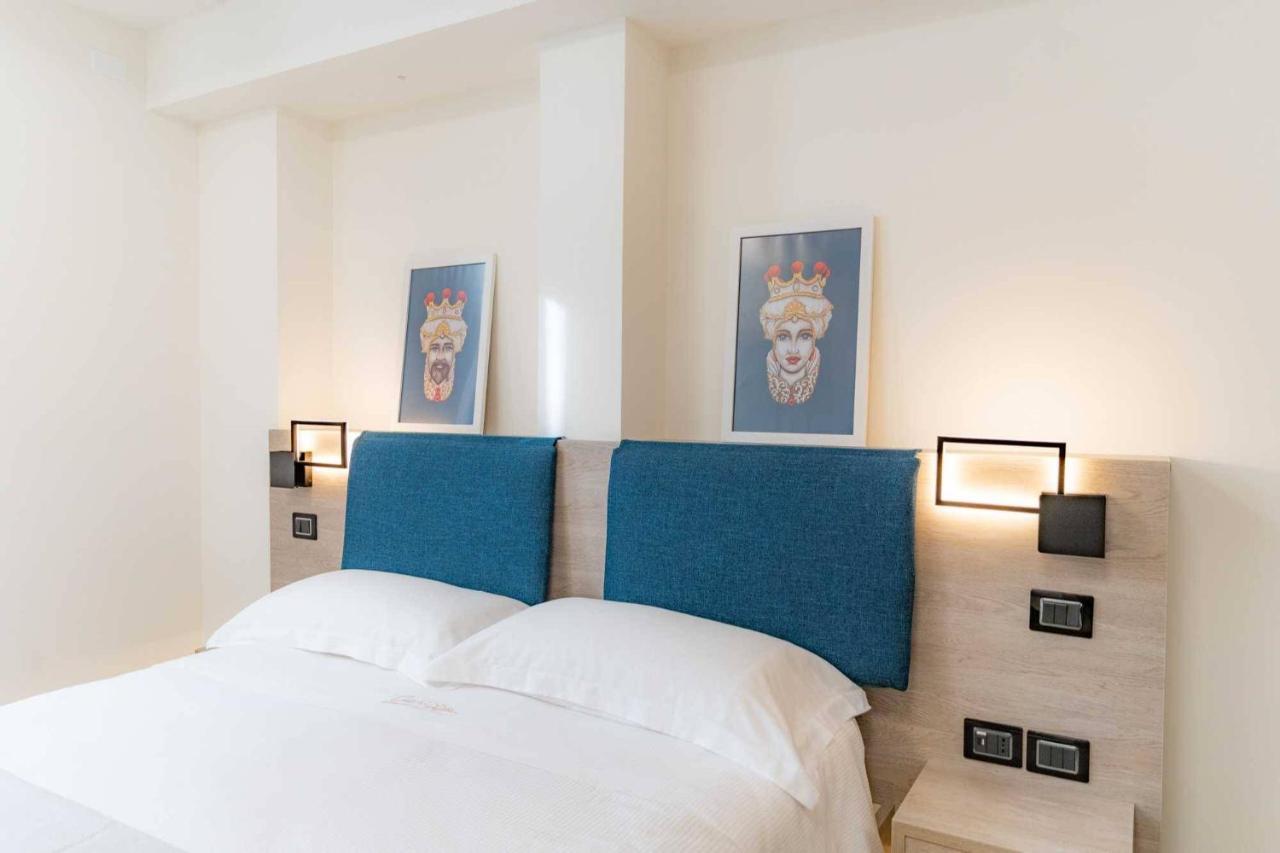 Carizza Rooms Pozzallo Eksteriør billede