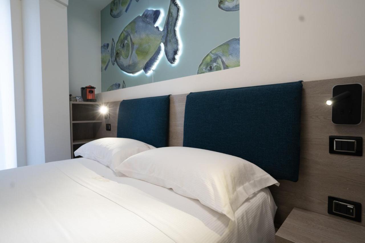 Carizza Rooms Pozzallo Eksteriør billede